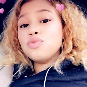 Meet your Posher, Chasity